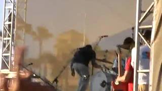 Weezer Buddy Holly Live @ US Open Huntington Beach 080710.MP4