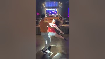 Brazilian Zouk Demo - Lucas and Thayna