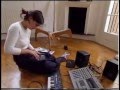 Capture de la vidéo Björk's 1994 Home Studio