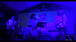 YOU KNOW I'M NO GOOD Amy winehous By Intanayuhammers