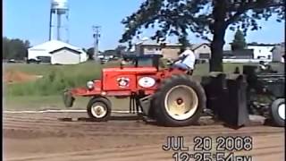 tractor pulling at luck wisconsin