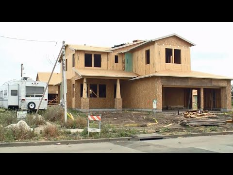 Rebuilding Delays Following Wildfires Frustrate Santa Rosa Homeowners - YouTube