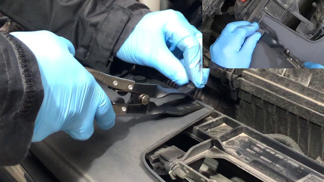 Lisle 35400 Pince à Dégrafer Garniture Porte - Outil Professionnel Pour Fixations Plastique Voiture