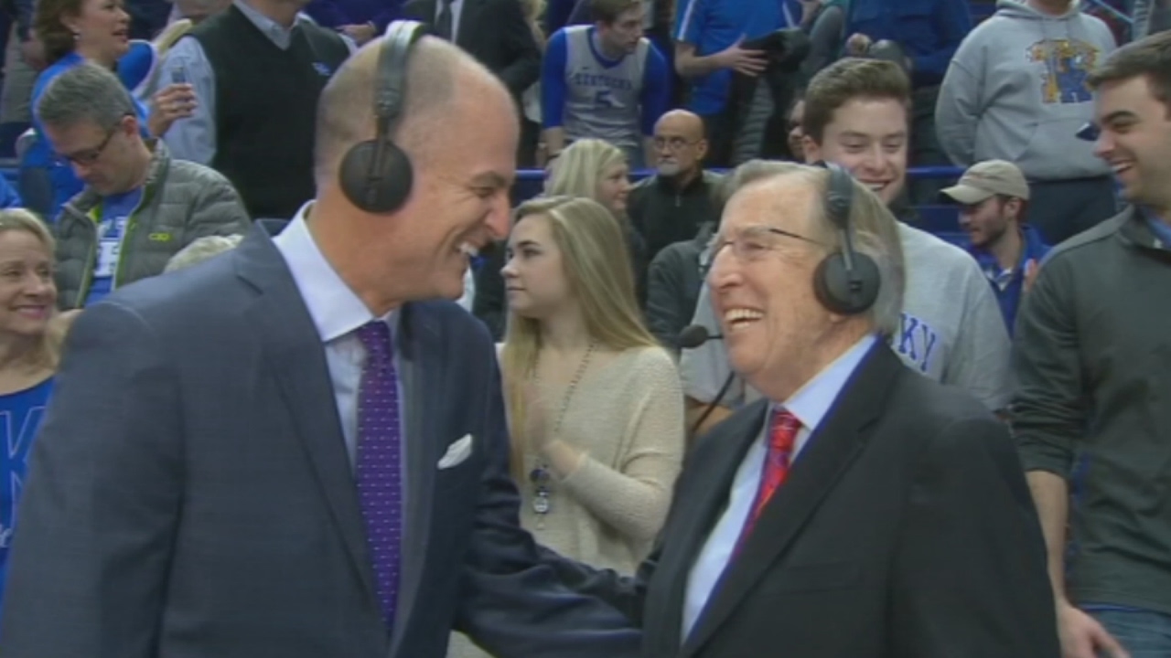 Brent Musburger Signs Off After 50 Years Of Broadcasting | CampusInsiders - YouTube
