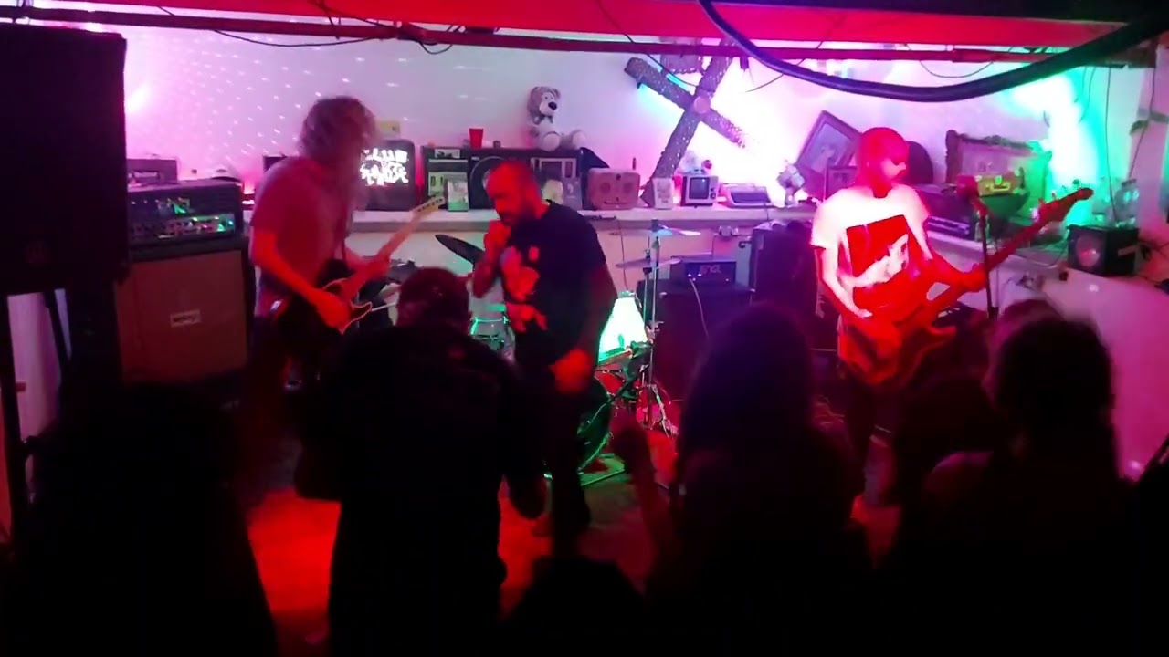 Travølta - So We Are Extreme? & Short, Fast, Loud (Live in Köln)