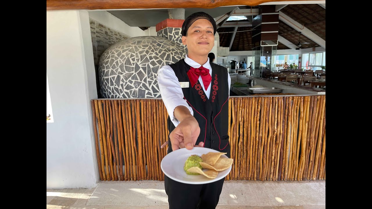 ¿Cómo hacer un guacamole? Clase de cocina Hotel Krystal Cancún. YouTube