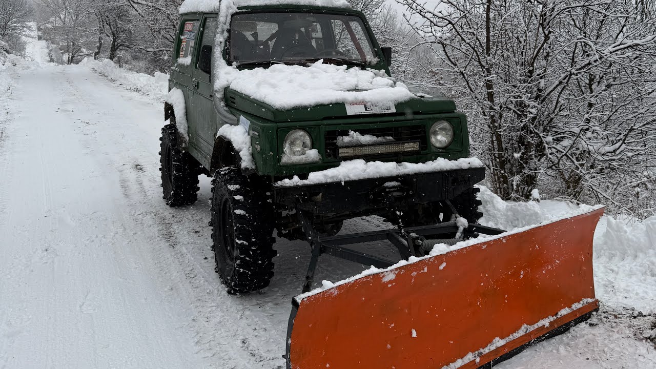 Suzuki Samurai la dezapezire (Lamă făcută acasă