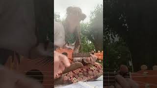 Chill Ukulele Lounge Music - Raindrops Keep Falling on My Head