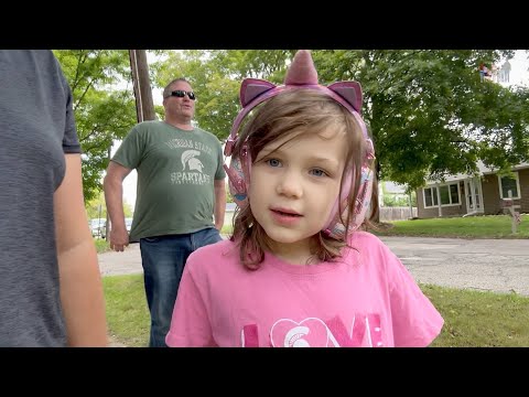 Sensory Seeking and Overload at a Local Festival| Autism