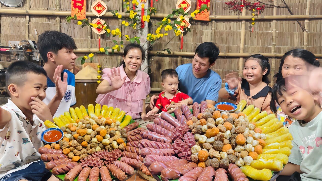 Làm Mâm Cá Viên Chiên Siêu To Đãi Cháu Kem Vui Vẻ Cùng Anh Chị