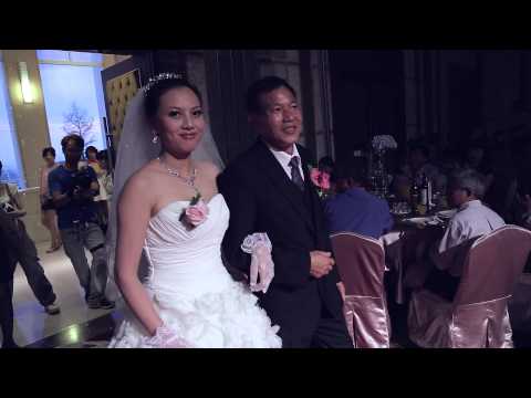 彥博&輝-結婚紀錄精華版（世紀婚禮），官方攝影：田中馬拉松拍攝團隊/創意實踐家官方攝影/求婚企劃專業/婚禮錄影/活動錄影專業團隊/商業攝影專業/政府機關指定攝影/運動賽事攝影首選/EFP多機直播