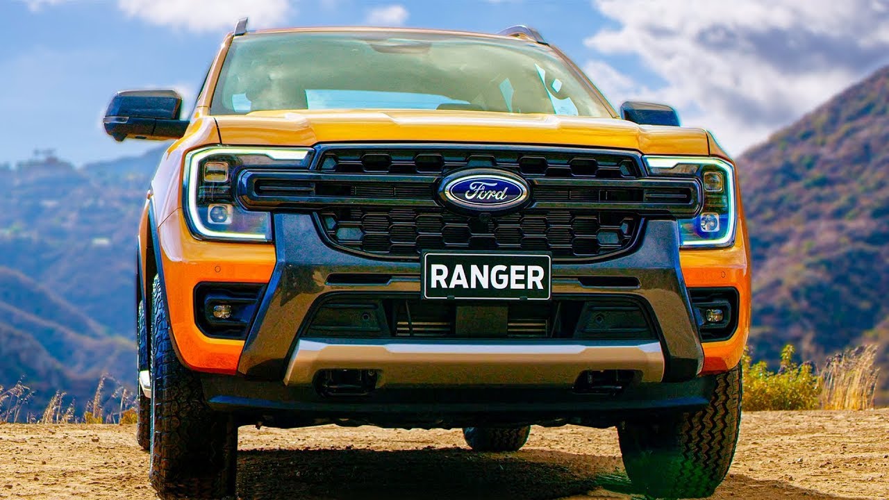 2023 Ford Ranger T9 XLT came to install stormtrak design grille.😍 😍 😘 😘  😘 😘 #fordbrunei #fordrangerbrunei #fordranger #fordraptor…