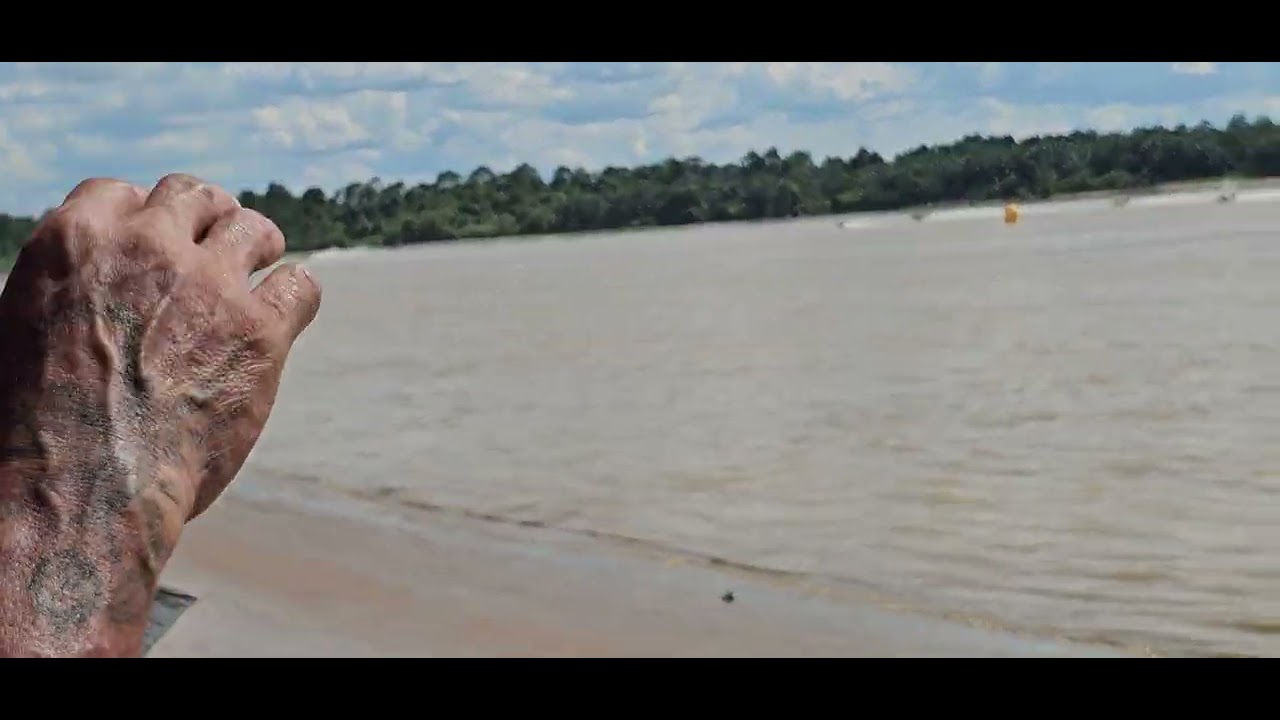 SIBU INTERNATIONAL POWERBOAT RACE 2025 50HP&BELOW Final race 1. ALTA RACING TEAM No2 untuk final 1.