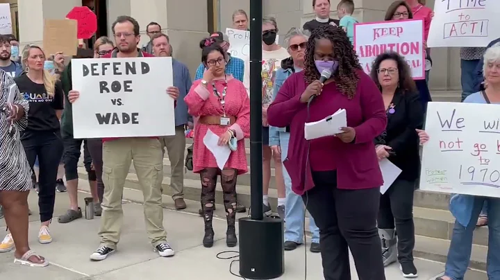 Lea Webb: Rally for Reproductive Rights!