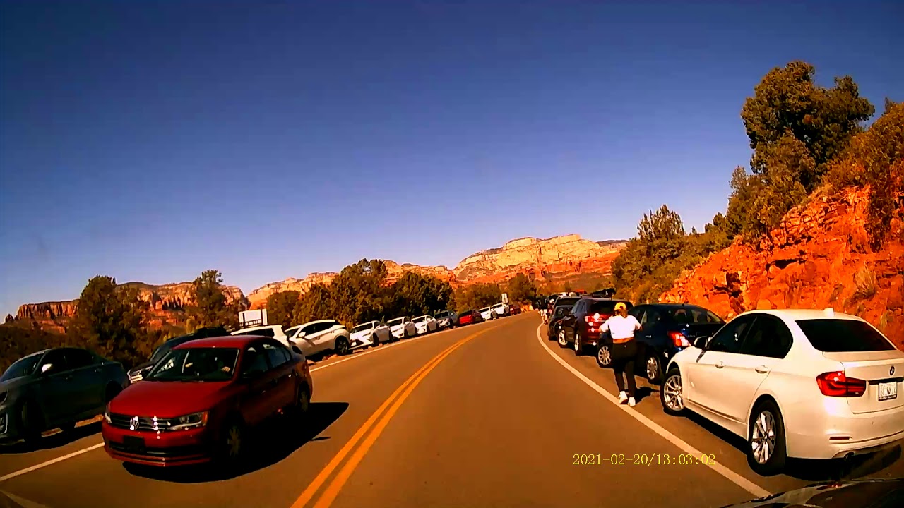 AZ Sedona, Dry Creek Rd by Devils Bridge trailhead