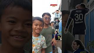 SEBUTKAN NOMOR PUNGGUNG DIPAKAI MESSI?