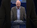 'Miles de palestinos muertos y ustedes aquí riéndose' - Marc Botenga