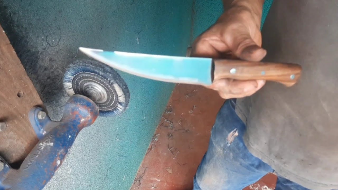 Fazendo uma faca Fileteira de peixe. Com serra de sinta