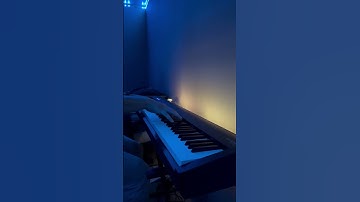 Thumbnail of Jude Law and a Semester Abroad #shorts #piano