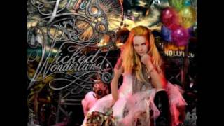 Watch Lita Ford Wicked Wonderland video