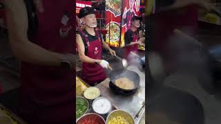 Sell Fried Rice and Fried rice noodles on the street to make money.#profitablebusiness  #shorts