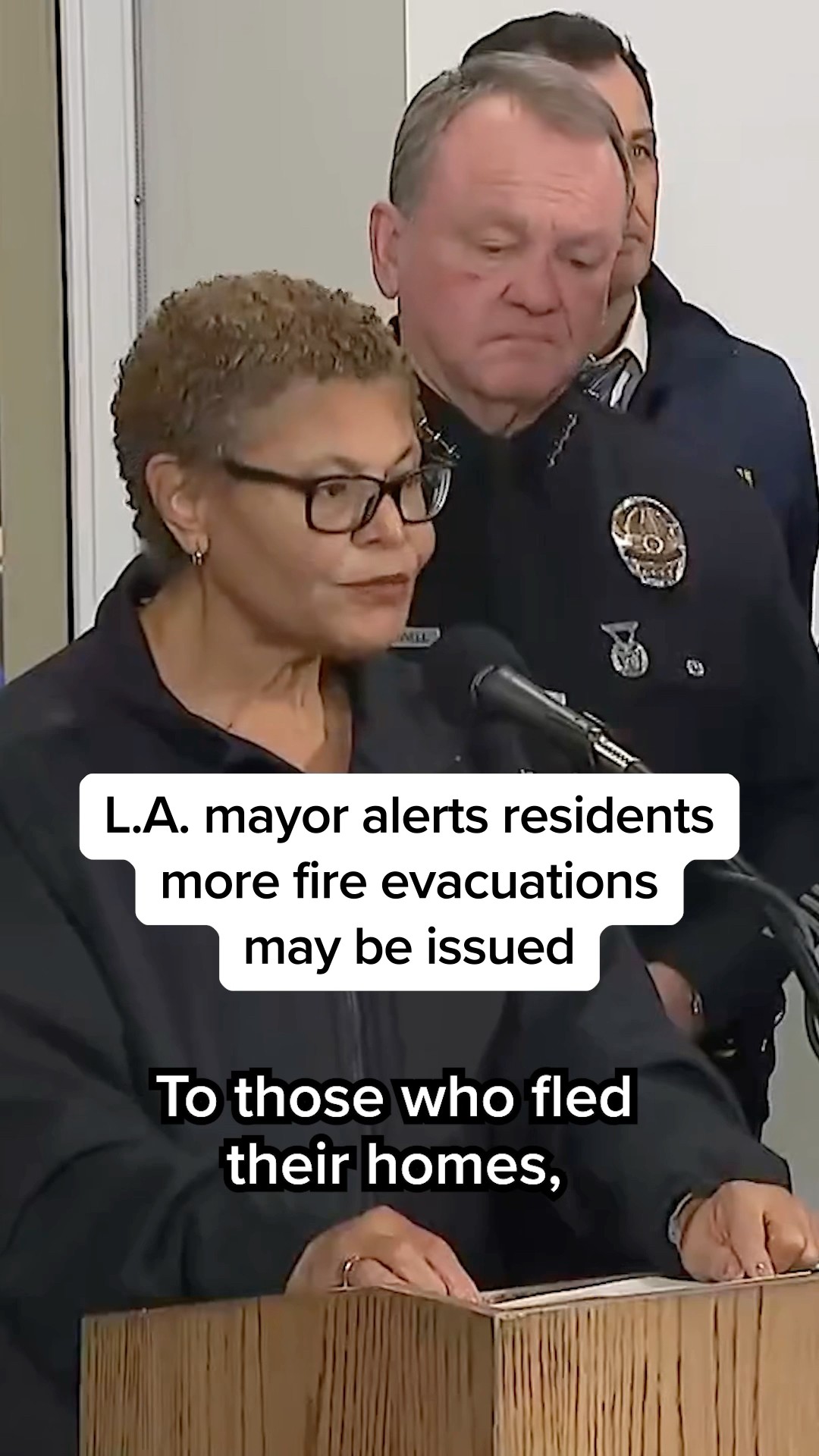 L.A. mayor alerts residents more fire evacuations may be issued