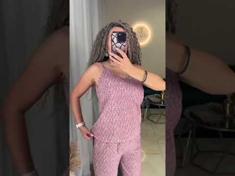 Стильний жіночий легкий костюм-двійка — штани та майка софт (Розмір S,M, L), Пудра, видео 1