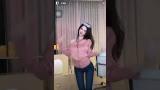 YOON SSO WON尹素婉 “小苹果”