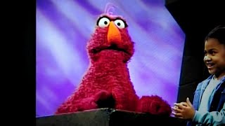 Elmo Says Boo But Only When Telly Is Onscreen