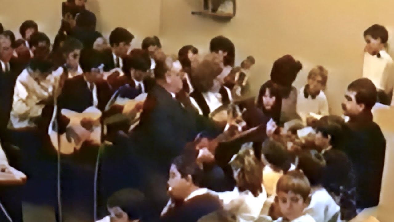 Hvaljen jesi Isuse - zajedničko pevanje u Novom Sadu (1990) [remaster]