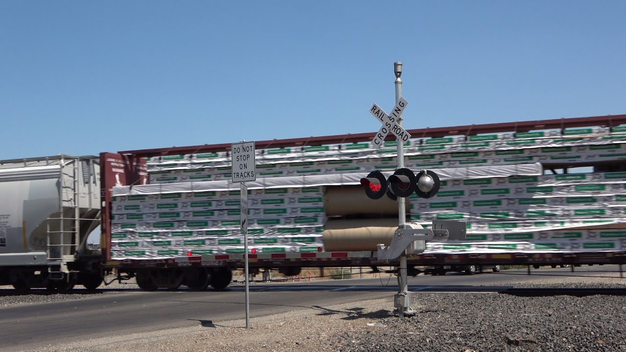 UP 6288 Manifest Train South, Elder Creek Rd. Railroad Crossing, Sacramento CA