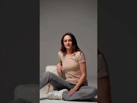 Базовая женская футболка бежевая из бамбука с коротким рукавом | Наталюкс 51-2353, видео 1