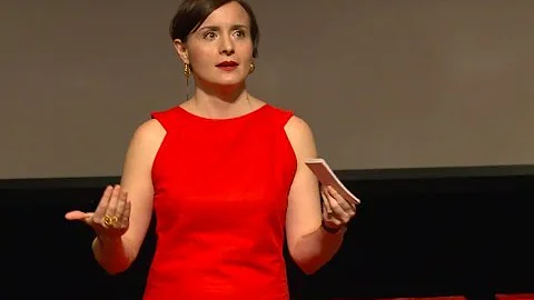 Career Change: The Questions You Need to Ask Yourself Now | Laura Sheehan | TEDxHanoi - DayDayNews