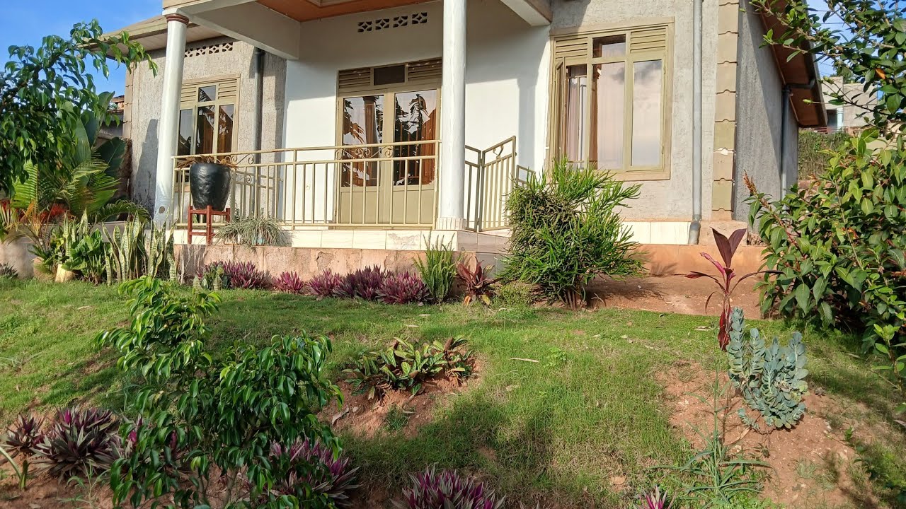 Hano indera tuhabonye inzu iri mubuso 650 kandi kubiciri biringaniye 0782174380