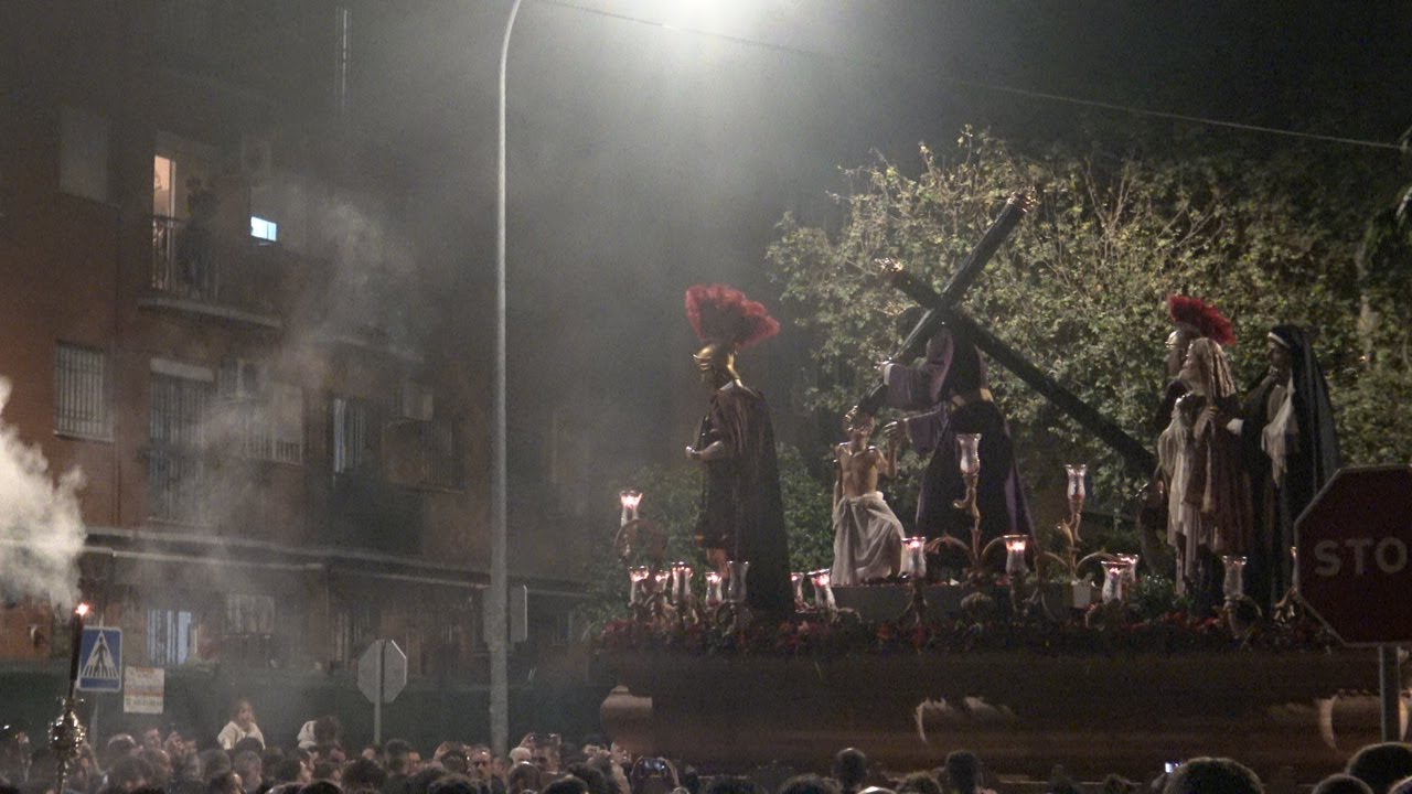 Entrada de Nuestro Padre Jesús del Divino Perdón de Alcosa [Sábado de Pasión] | #LaRevira2025