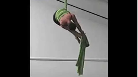 Teresa Kochis, Silks