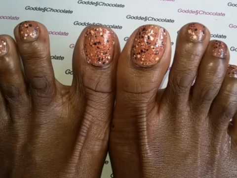 Goddess Chocolate's Polka Dot Toe Wiggle