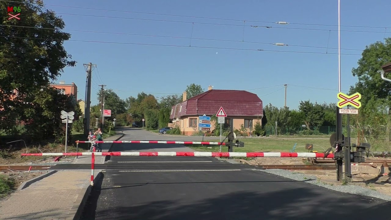 Železniční přejezd Sokolnice-Telnice #1 [P7183] - 21.9.2024 / Czech railroad crossing