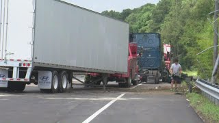 I-20 blocked after signed over interstate suffers damage