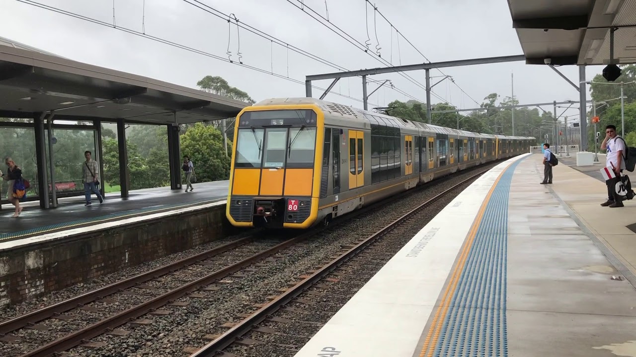 Sydney Trains & NSW TrainLink Trains Eastwood (13/02/2020) YouTube
