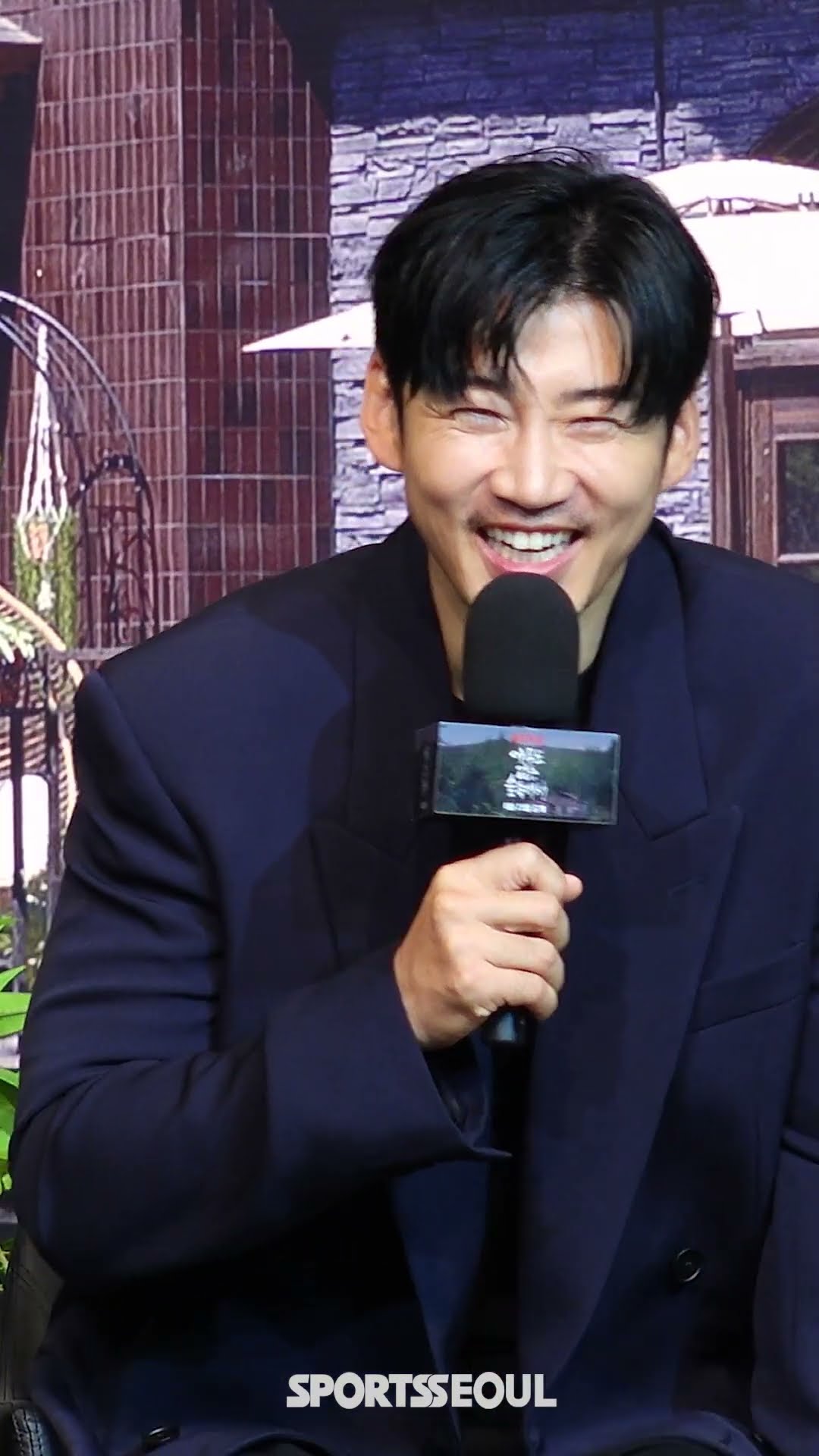 윤계상 "김윤석이 선택한 '아무도 없는 숲속에서' 입니다"