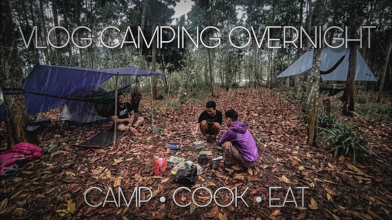 OVERNIGHT GROUP CAMPING VLOG AND TIMELAPSE ON ISLAND IN THE MIDDLE OF LAKE