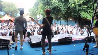 Nobitasan - Tetaplah Bersamaku (Perform at Pensi Smpn 17 Tangerang)