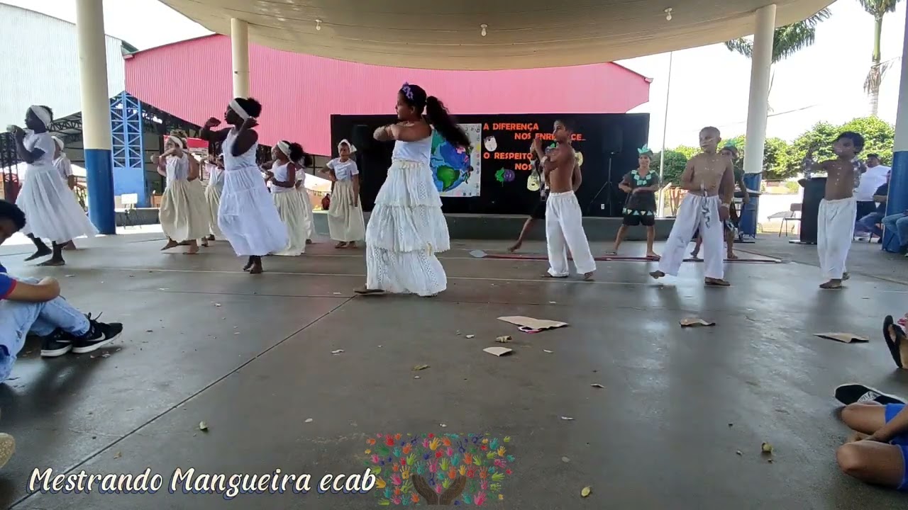 crase coração de mãe canto das tres raças 05/10/2022 alunos do matutino.