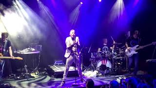 Video thumbnail of "Antti Tuisku - Itteni kaa kahdestaan @ Möysän Musaklubi Lahti 13.10.2017"