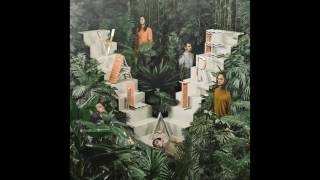 Valaire - Show Me Oh Oui