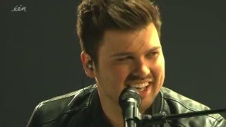 Video voorbeeld van "Eurosong 2016 - Tom voelt de 'Rhythm inside'"