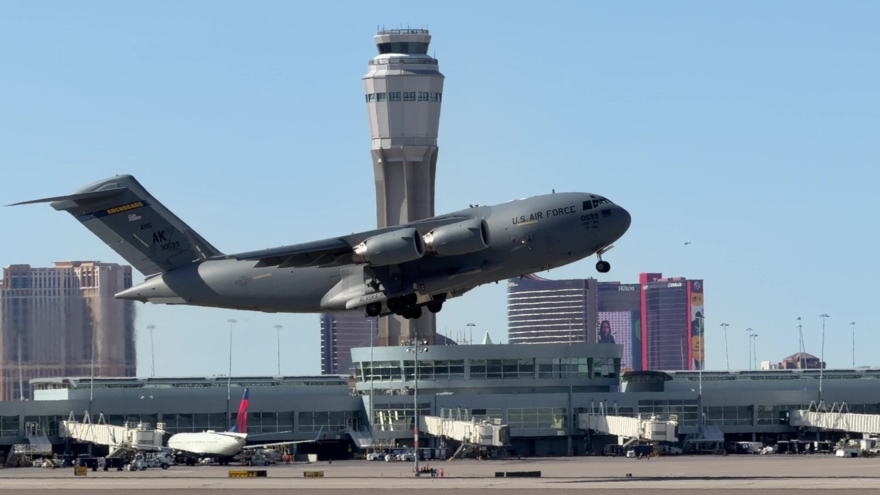 8L departure – U.S. Air Force C-17 Globemaster III takeoff from