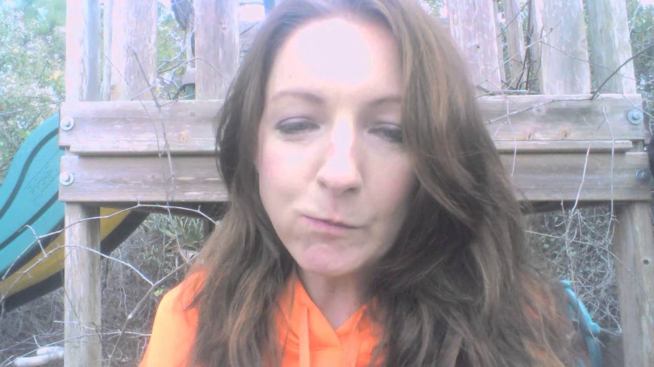 Eat an apple like a BOSS! YouTube