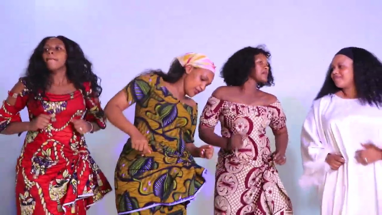 SINASHIDIKANYA COVER BY KINERI GRACE